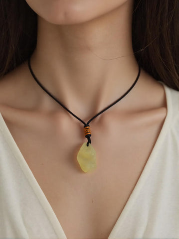 Pendentif en Citrine Brute - Rayonnement et Énergie Positive