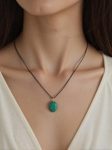 Pendentif Amazonite Ovale – Sérénité, Créativité & Protection