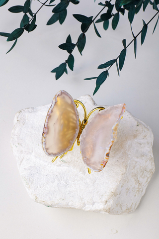 Papillon en lamelle d’agate naturelle