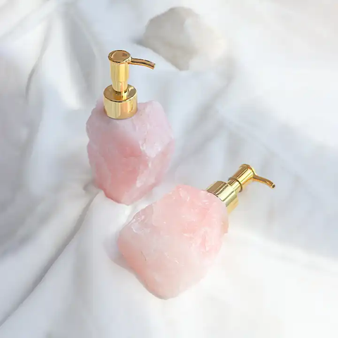 Seifen- oder Lotionsspender aus Rosenquarz
