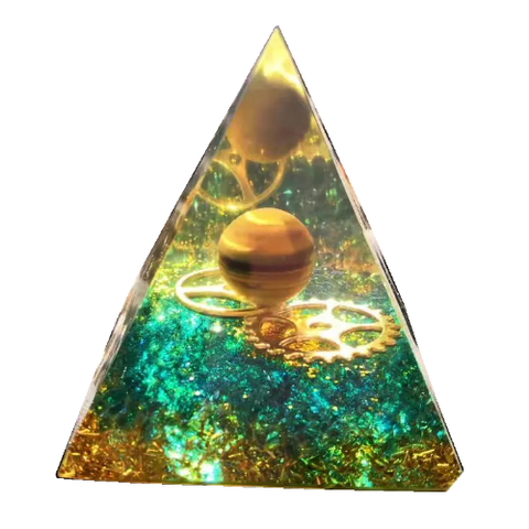 Pyramide de cristaux de guérison en orgone