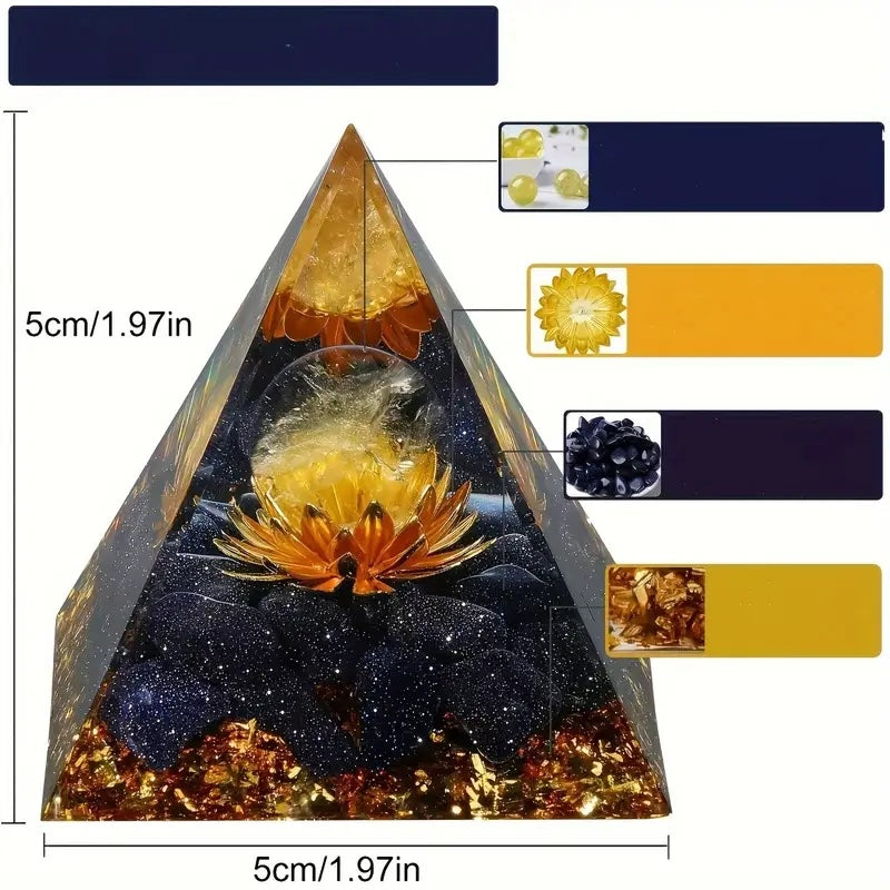 Pyramide en Orgone avec Paillettes Dorées et Design Floral - 5 cm - Élégance et Énergie Positive - Gemio.ch