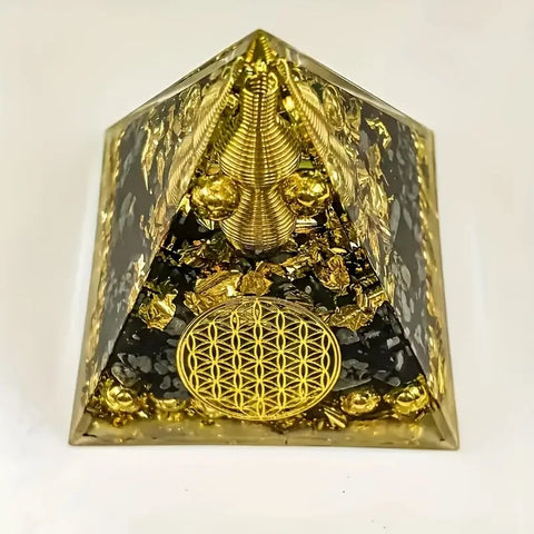 Pyramide en Orgone Dorée et Noire - Protection et Élégance