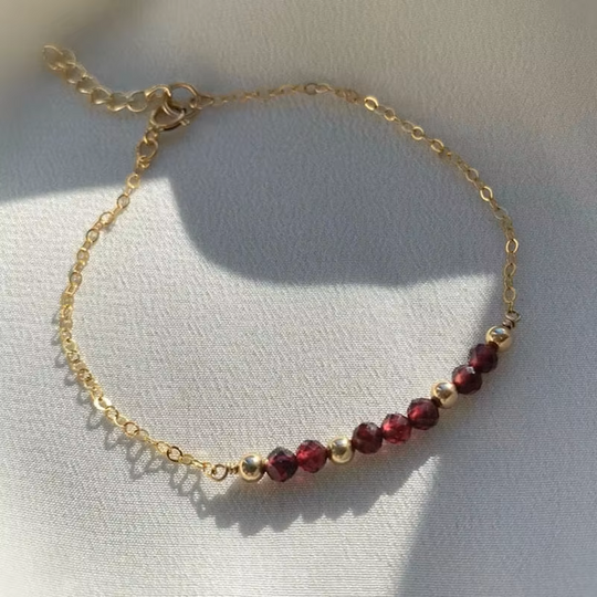 Collection Bracelet Fin en Pierres Naturelles Facettées de 3mm & Chaîne Or