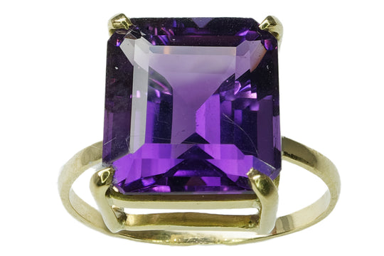 Bague en or jaune et améthyste