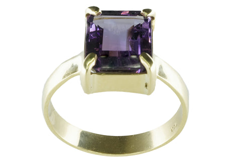 Ring aus Gelbgold und Amethyst