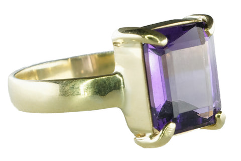 Ring aus Gelbgold und Amethyst