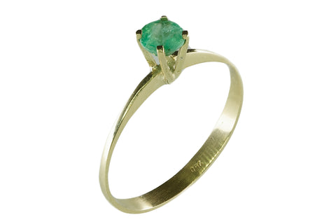 Ring aus Gelbgold und Smaragd