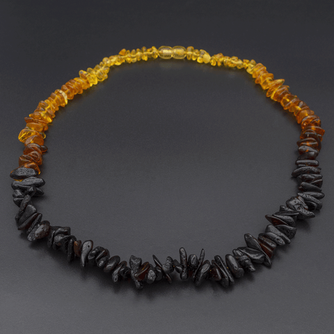 Collier Ambre Perles Éclats – Arc-en-ciel, Un Bijou Rayonnant et Authentique