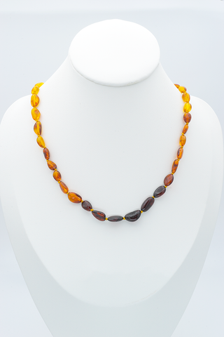Collier Ambre Perles Olives – Arc-en-ciel, Éclat et Bien-être Naturel