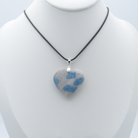 Pendentif Cœur en Jaspe K2 – Protection & Communication Intérieure