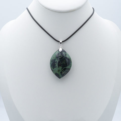 Pendentif Marquise en Jaspe Kambaba – Conscience & Réalignement
