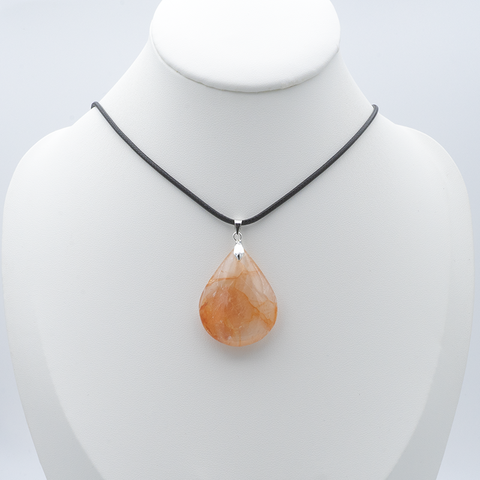 Pendentif Goutte en Quartz Hématoïde Orangé – Ancrage Émotionnel & Vitalité