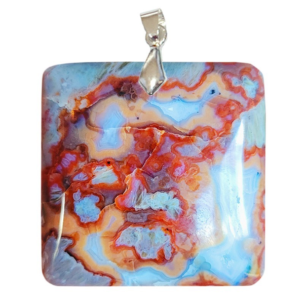 Pendentif Agate Rouge Carré – Stabilité & Sérénité Émotionnelle - Gemio.ch