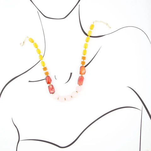 Collier rose blush brillant