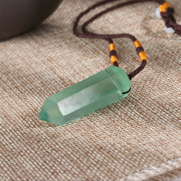 Pendentif en fluorite naturelle - couleur verte - Gemio.ch